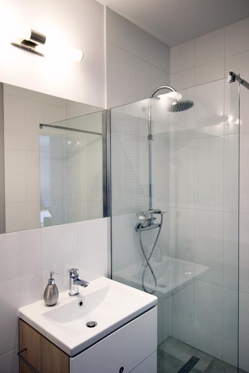 Apartament Nad Odra Wrocław Buitenkant foto